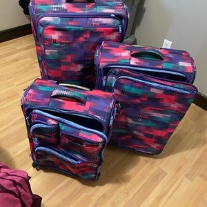 IT luggage set - excellent condition